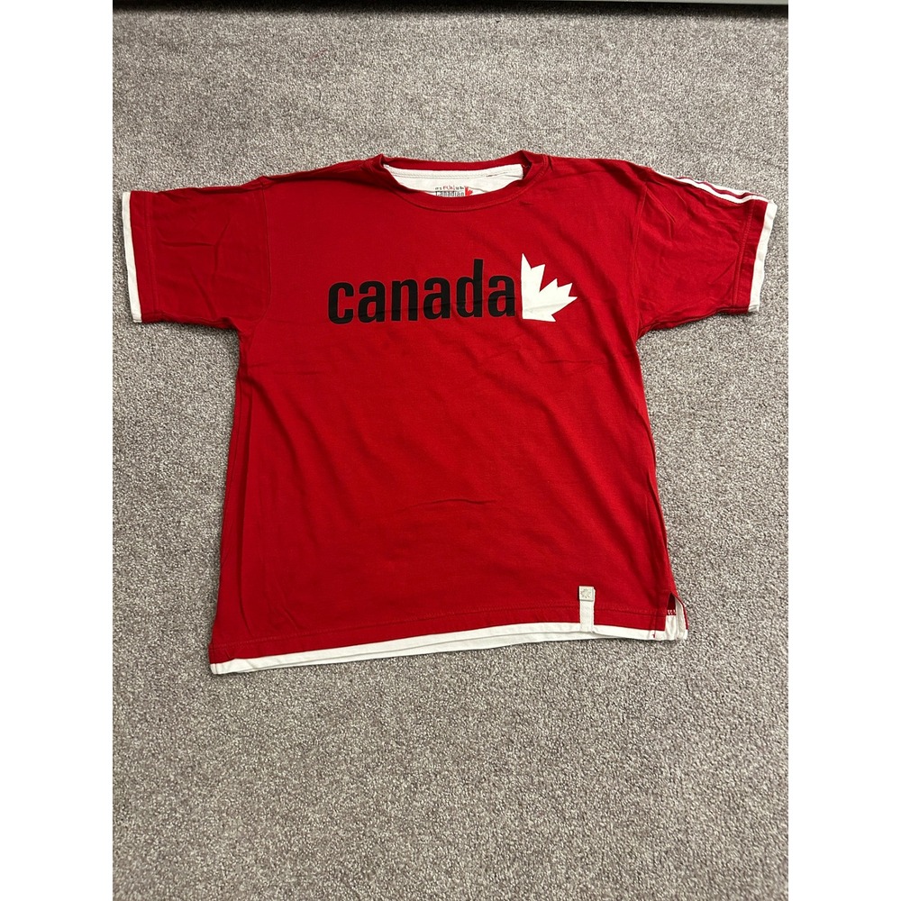 It's Fun to be Canadian T-Shirt Mens Small Red Excellent Layered Graphic Tee